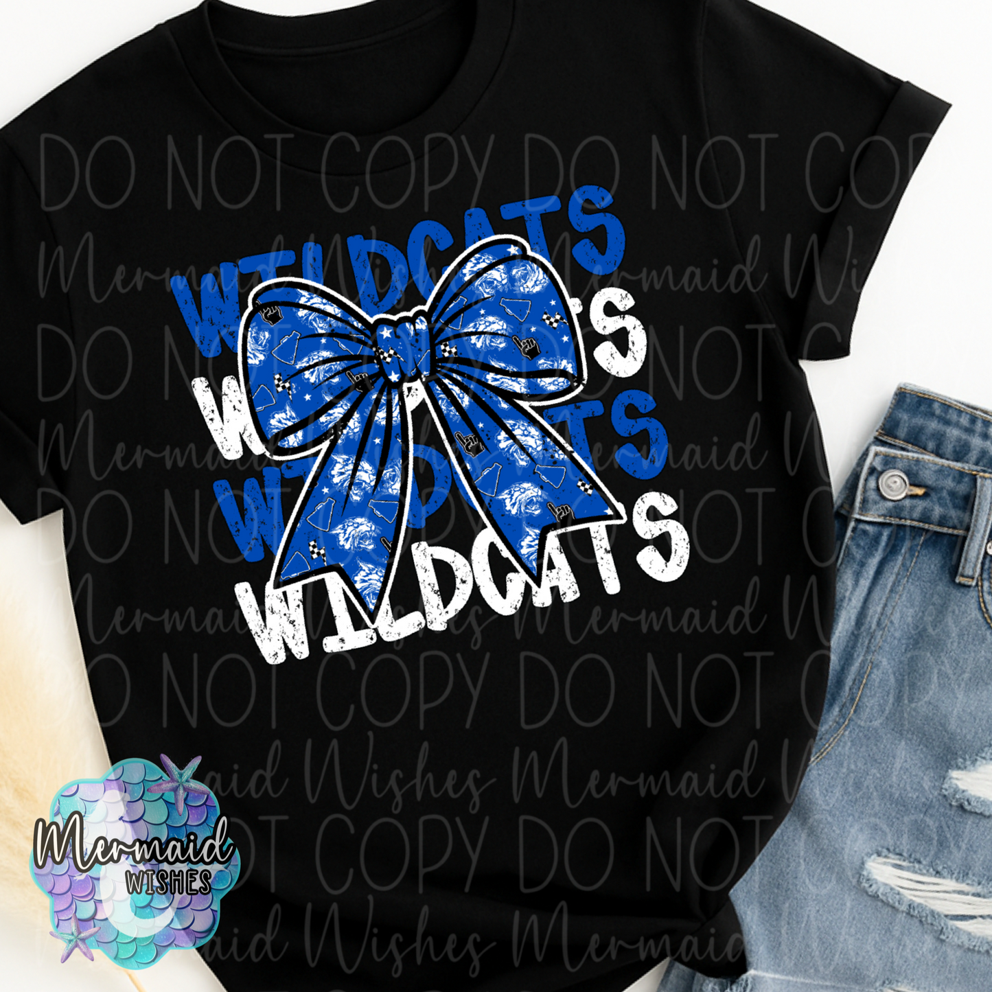 Williamsburg Wildcats Bow Distressed